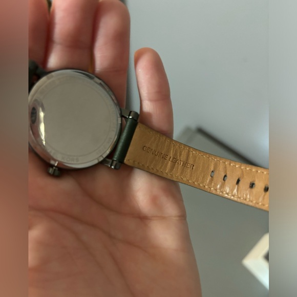 Michael Kors Women’s Watch - Picture 6 of 10